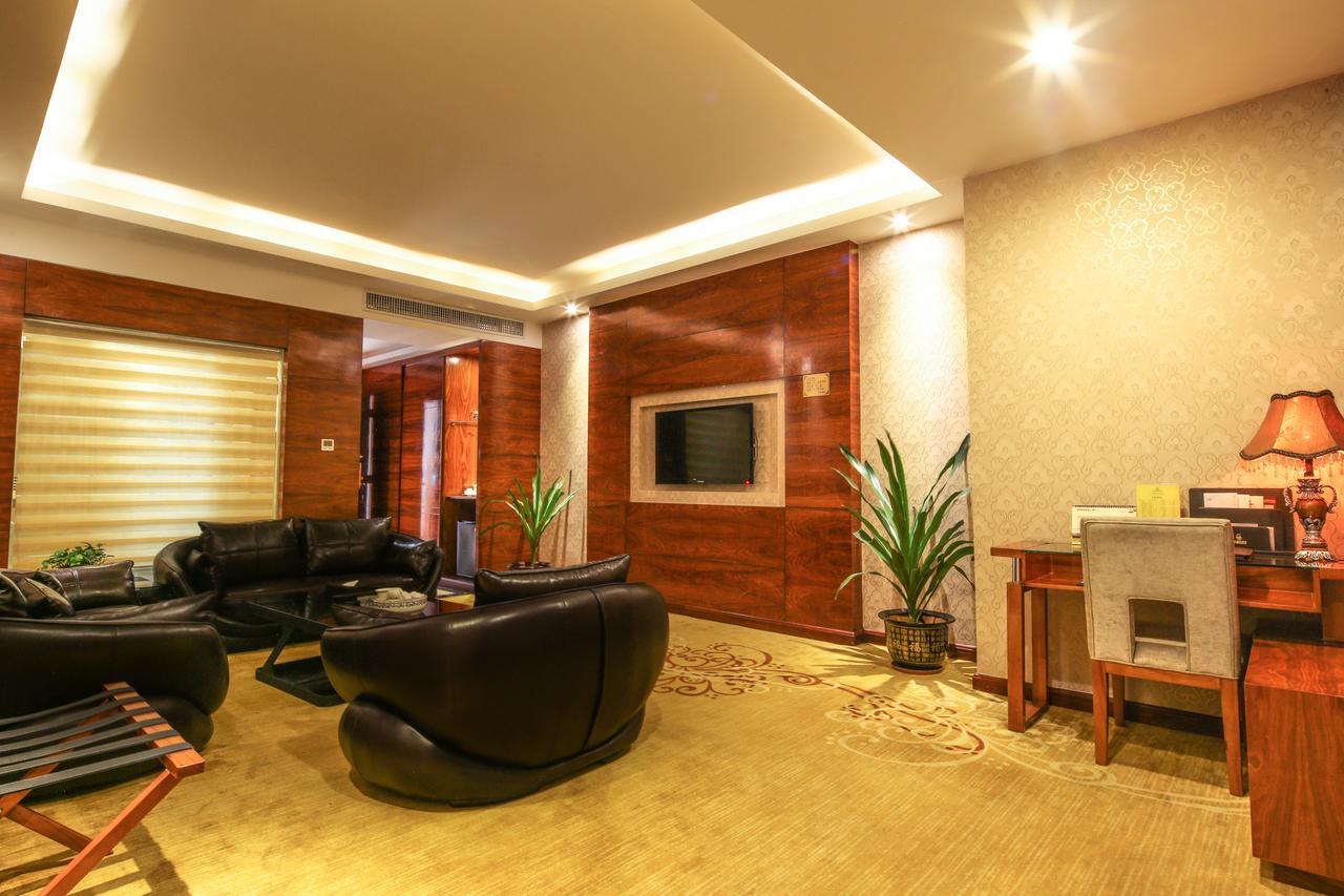 โอวปง อินเตอร์เนชั่นแนล โฮเต็ล Hotel กวางโจว ภายนอก รูปภาพ