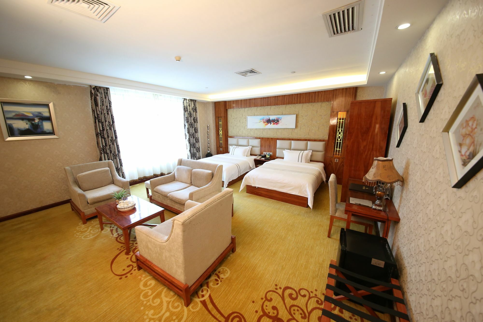 โอวปง อินเตอร์เนชั่นแนล โฮเต็ล Hotel กวางโจว ภายนอก รูปภาพ